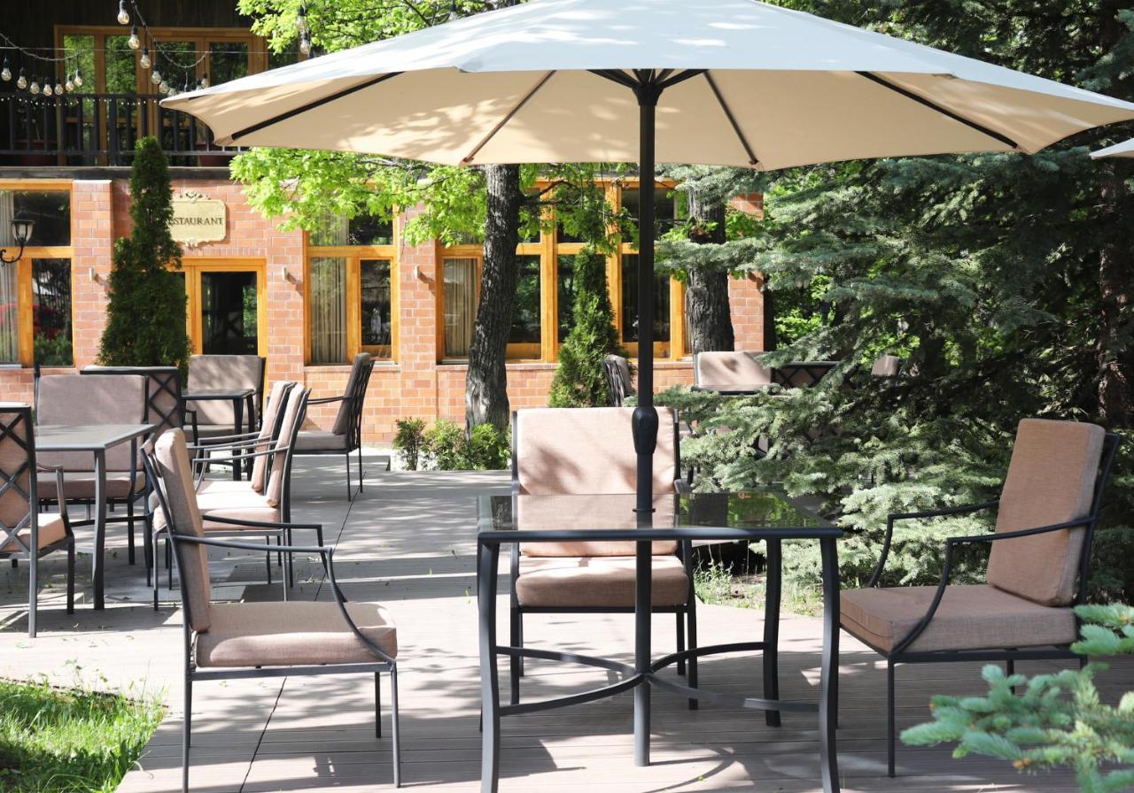 Splendor Resort And Restaurant Tsaghkadzor Exteriör bild